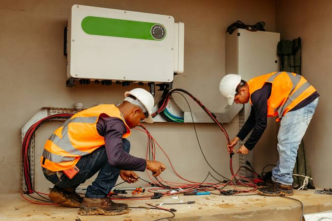 HEAVY DUTY ELECTRIC GENERATOR INSTALLATION